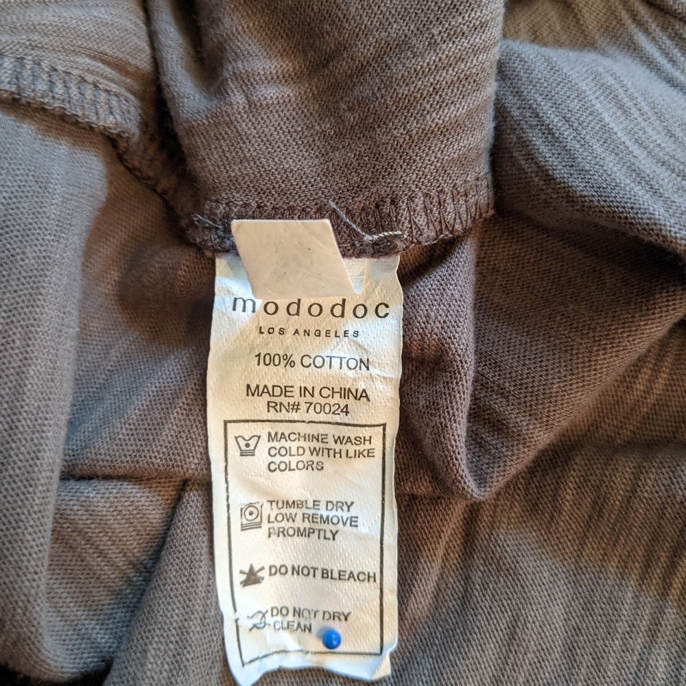 Mododoc Dress - Picture 2 of 5